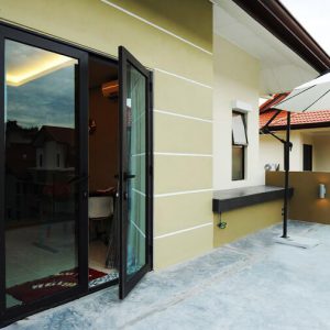 Cửa đi 1 cánh Xingfa - 009